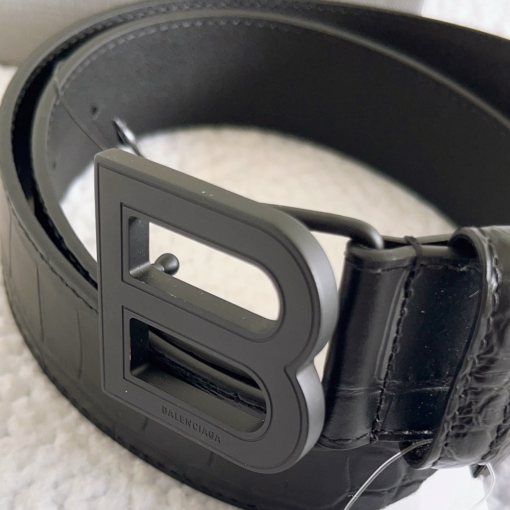 Balenciaga Men's BB Logo crocodile embossed Leather Belt - Picture 4 of 16